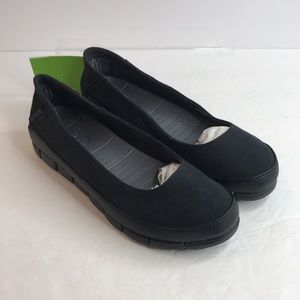 NWT Crocks Blacks Stretch Sole Relaxed Fit 7M